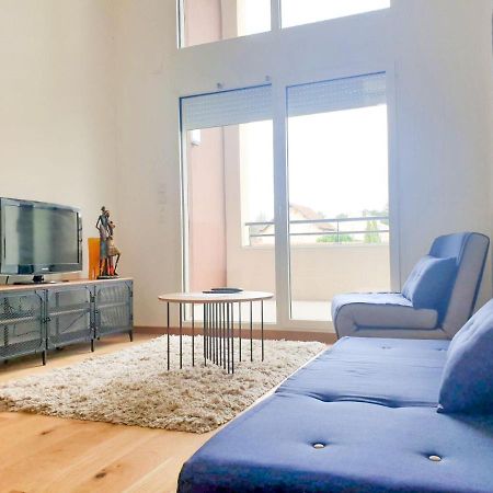 Le Loft D'Or A 10Min De Lyon Apartamento Champagne-au-Mont-d'Or Exterior foto